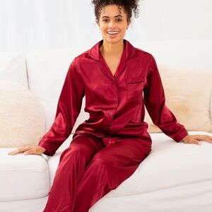 Alexander Del Rossa  Long Sleeve Satin Pajama Set  2X Burgundy New